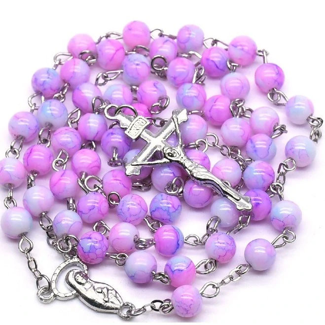 Růženec s růžovými korálky